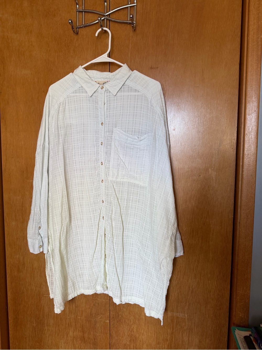 Pilcro/Anthropologie Light Blue Ombre Button-Up Women's Shirt - Picture 3 of 6